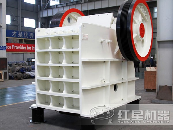 鉬礦顎式破碎機