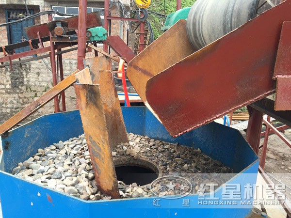 新型制砂機(jī)整形效果佳