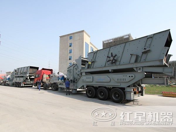 河卵石移動式破碎機